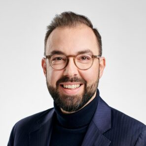 David Chaksad, Dr. iur.